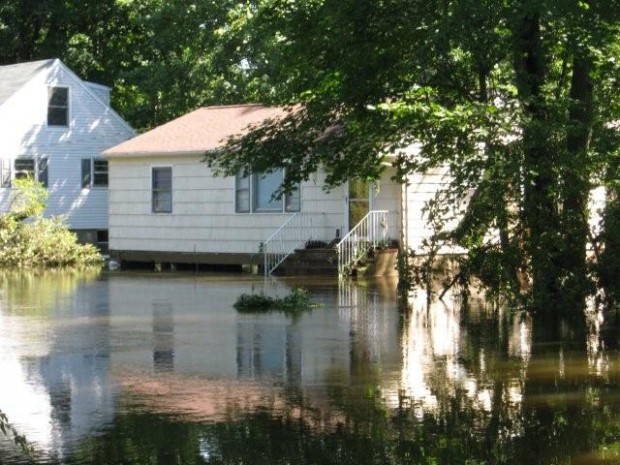 PomptonRiverwalk-flooding